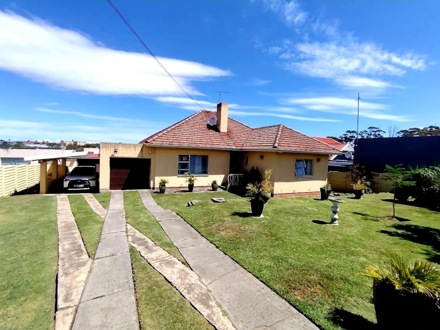 3 Bedroom Property for Sale in Cambridge Eastern Cape